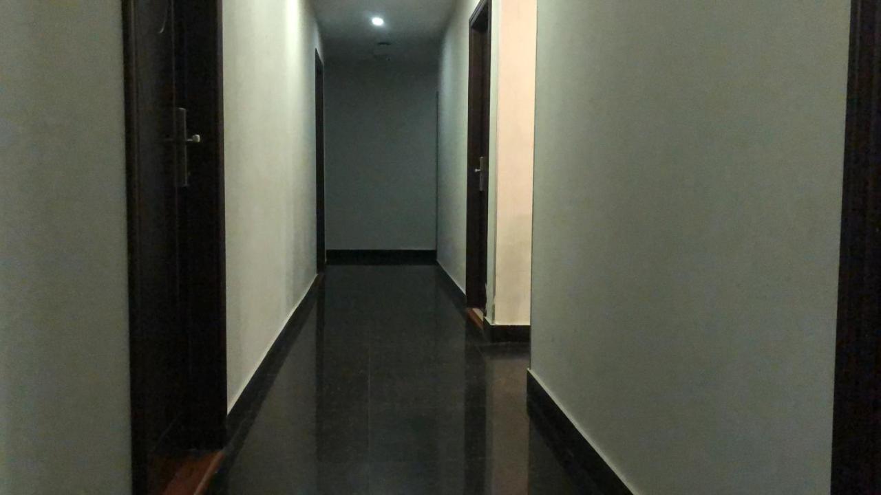 Super Oyo 90668 Joy Inn ميري المظهر الخارجي الصورة