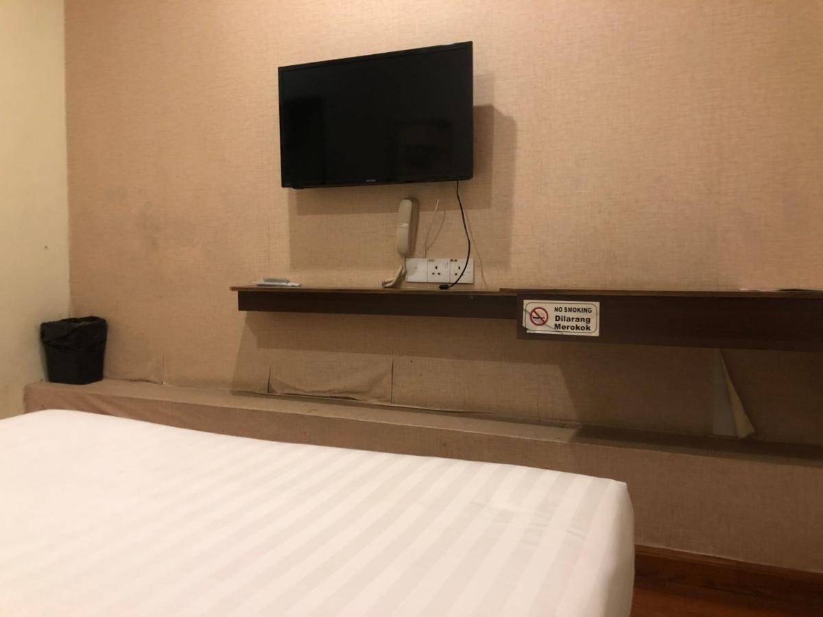 Super Oyo 90668 Joy Inn ميري المظهر الخارجي الصورة