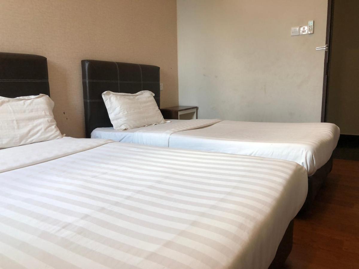 Super Oyo 90668 Joy Inn ميري المظهر الخارجي الصورة